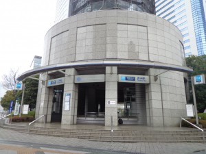 豊洲駅3番出口