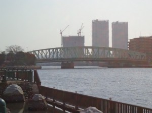 越中島公園からの景色　相生橋