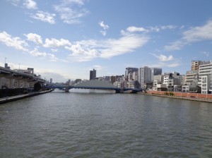 吾妻橋からの景色（駒形橋）
